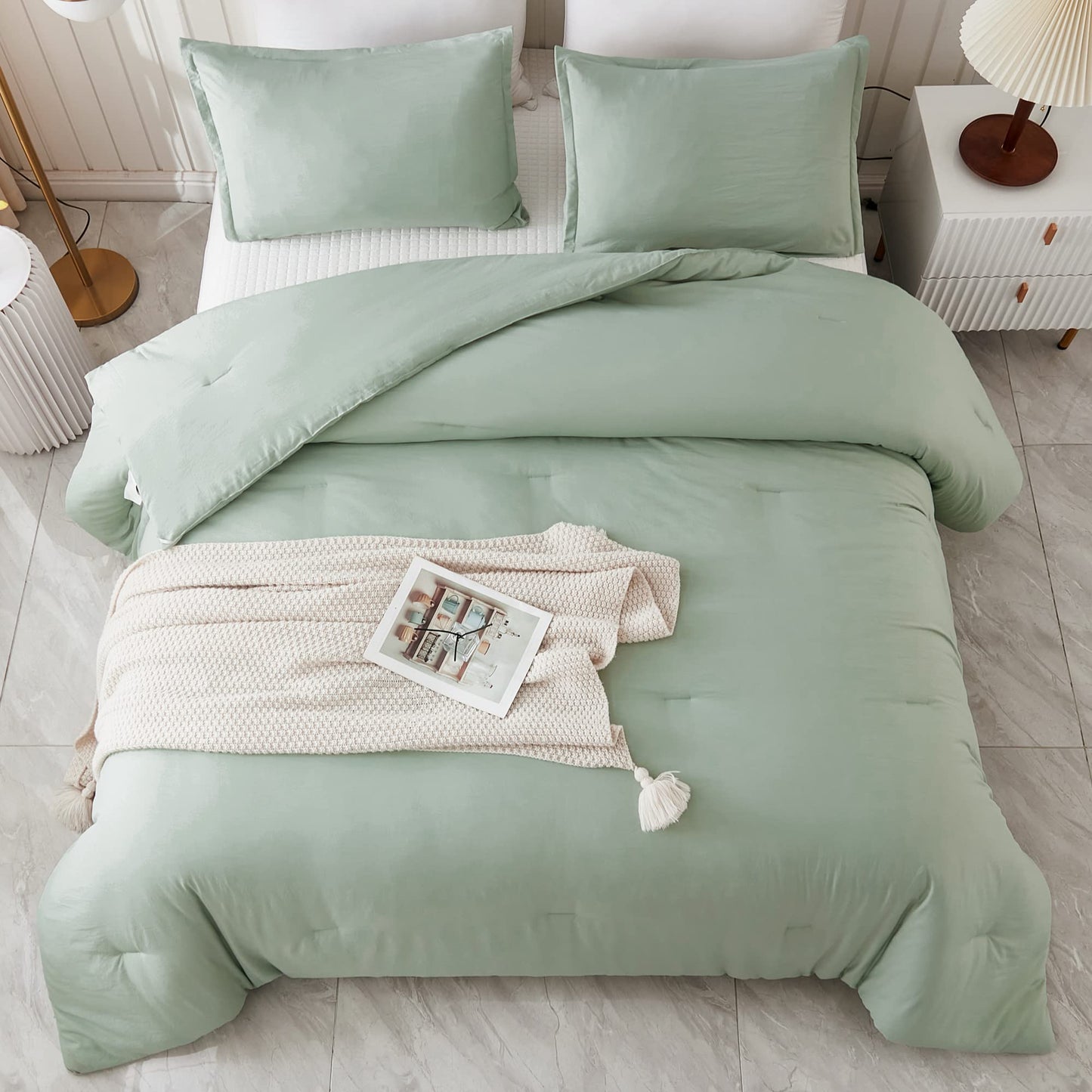 Litanika Twin/Twin XL Comforter Set Sage Green, 2 Pieces Comforter Sets Soft All Season Quilt Blanket (66x90In Comforter & 1 Pillowcase)