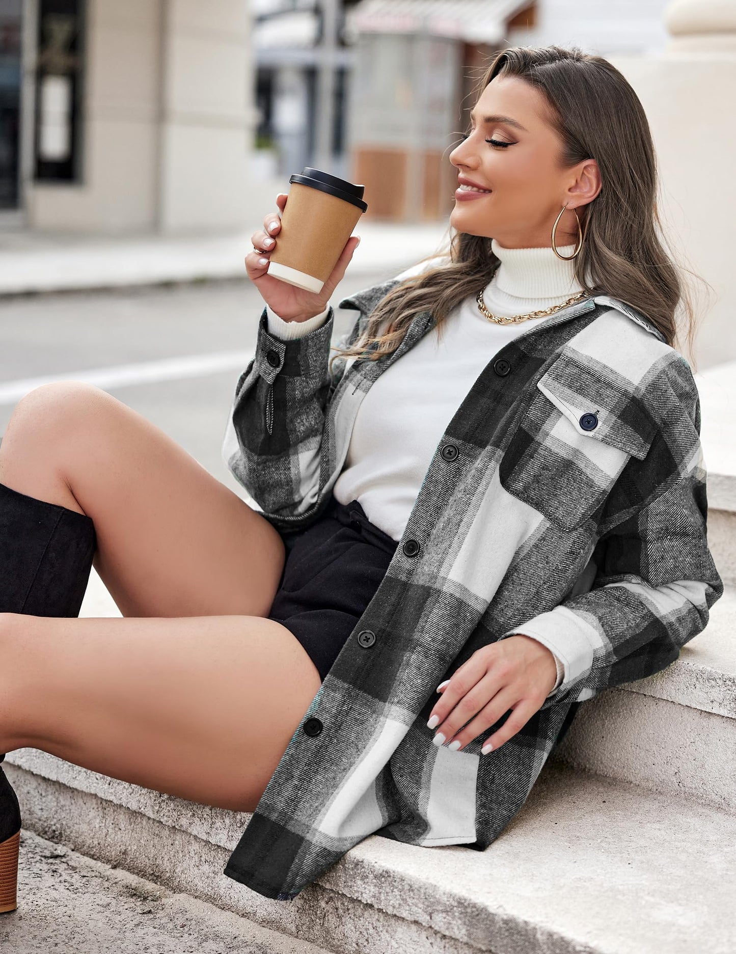 IN'VOLAND Women's Flannel Plaid Shacket Casual Button Down Long Sleeve Flannel Shirts Plus Size Black Fall Tartan Jacket 26W