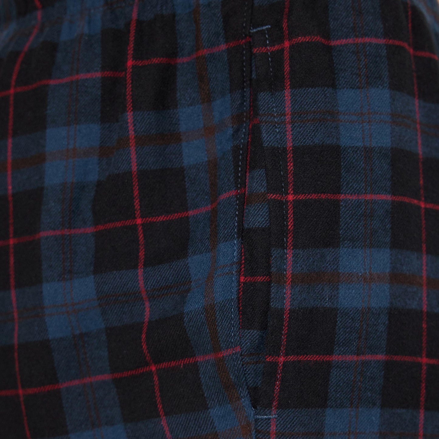 Amazon Essentials Men's Flannel Pajama Pant (Available in Big & Tall), Black Blue Plaid, Large